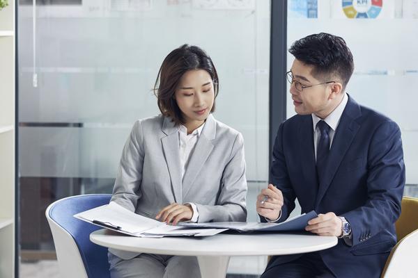 甲乙双方数字技术营销公司携手，共创辉煌未来 图2