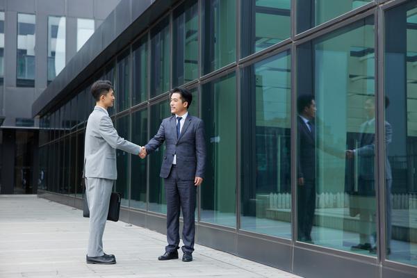 网络营销线下培训机构:如何利用传统培训方式提升线上营销能力? 图2