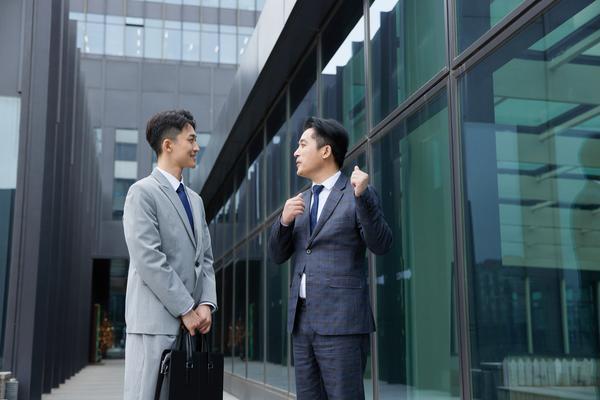 群社群运营策略：打造高效互动的团队交流图1