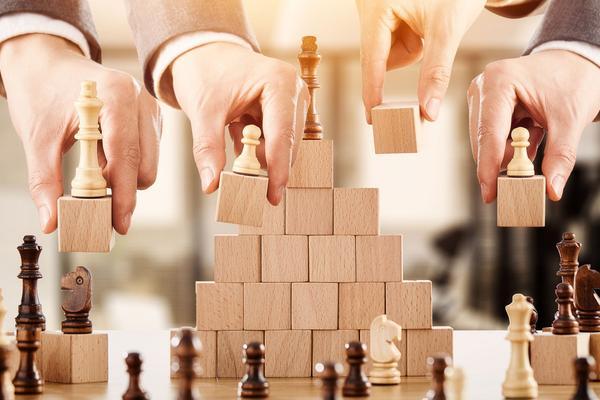 北面Kaws联名营销策略:如何在合作中赢得胜利?图1