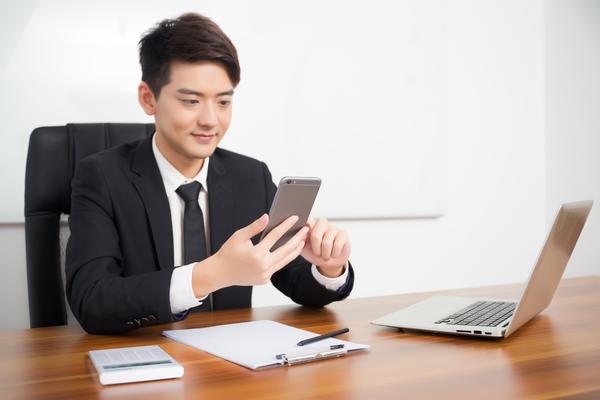 互联网营销师培训学校：轻松掌握营销技巧，助力事业起飞！图1