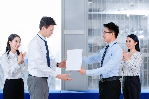 数字营销精英班培训方案:提升营销技能,创造商业价值图1