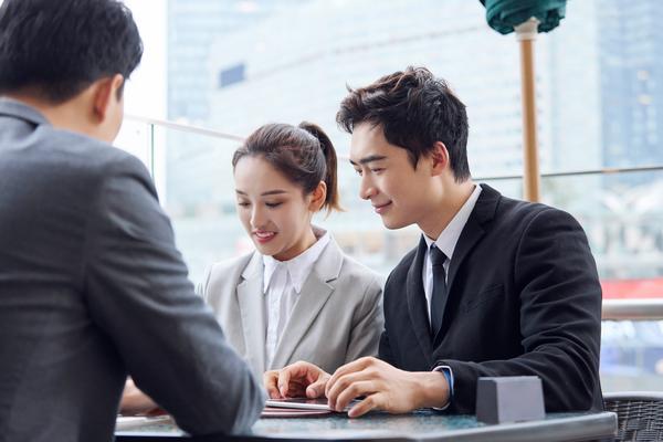 学生餐桌营销策略分析方案：基于校企合作与活动宣传的研究 图1