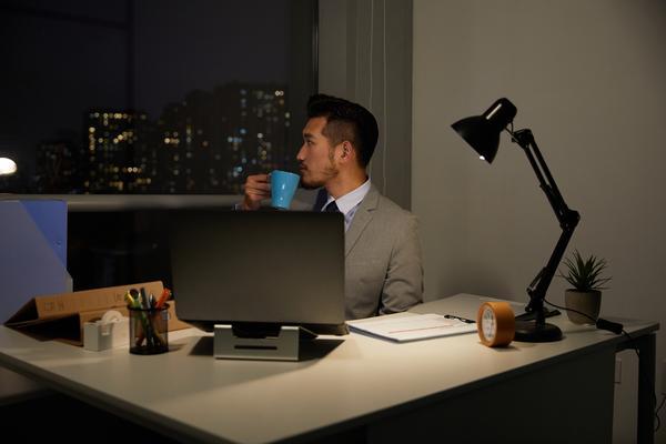 微信社群运营人员需要经常加班吗? 图1