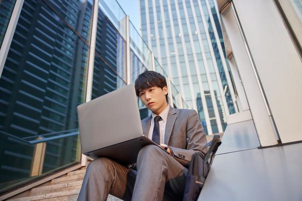 《实施客户关系管理工作的关键步骤与实用技巧》图1