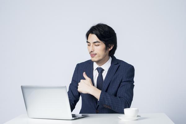 男性唇膏营销策略研究：机遇与挑战 图1
