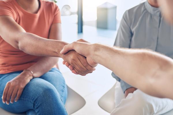 构建社群信任,促进社区团购:运营社群的策略与技巧。 图2