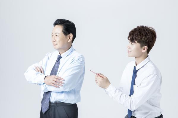 营销号的内容为什么都一样？解析其背后的商业逻辑与信息生态 图2