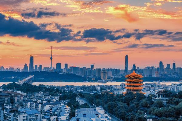 休闲产业营销策略分析案例：以户外运动旅游业为例图1