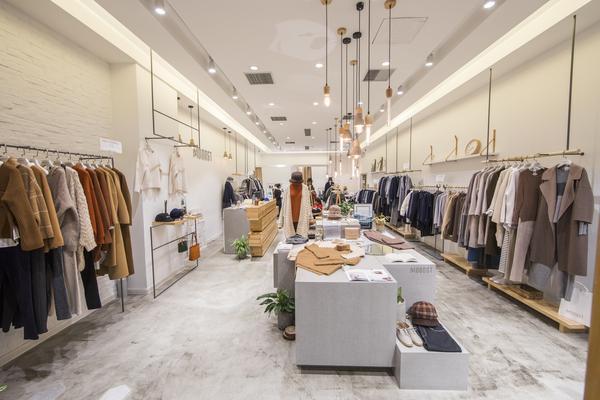晋中品牌全网营销策略：服装行业数字化转型与互联网时代的机遇 图2
