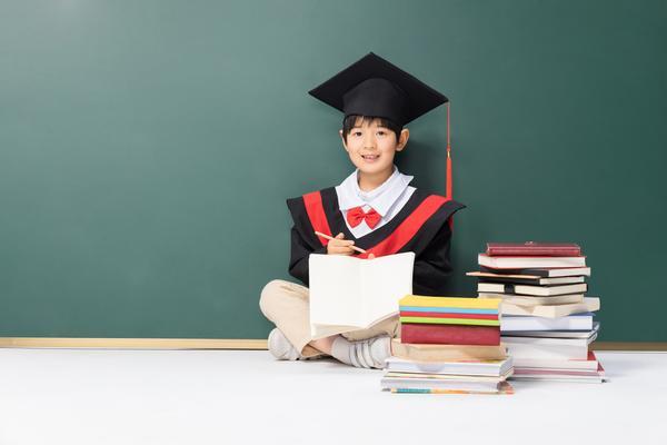 数字营销博士学位的薪资水平:博士工资到底多少钱? 图2