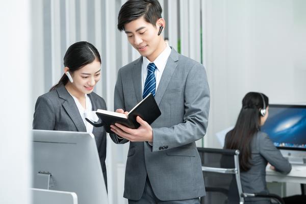 面试官问及耳钉女品牌营销策略,这位应聘者如何应对?图1