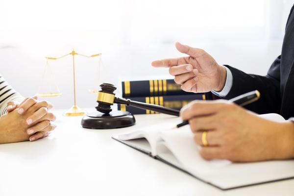 银行消费贷款的法律属性：民事与刑事的界限 图1