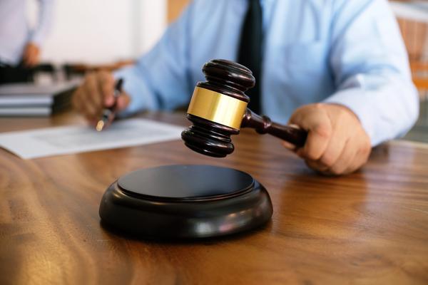 社群运营招人是否违法？探究其中的法律风险 图2