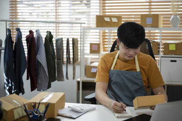 场调研方案范文大全:从市场分析到营销策略图1
